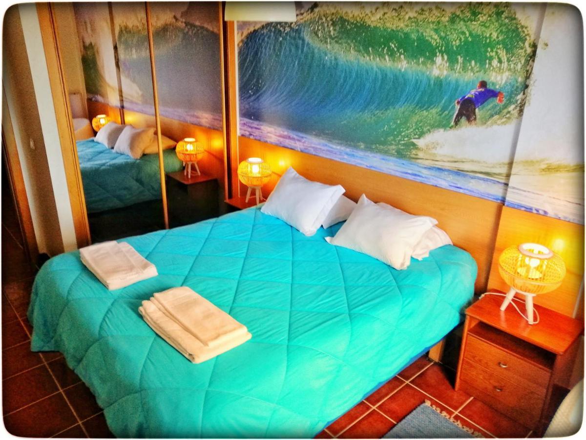 Supertubos Beach Hostel Атогиа-да-Балейя Экстерьер фото