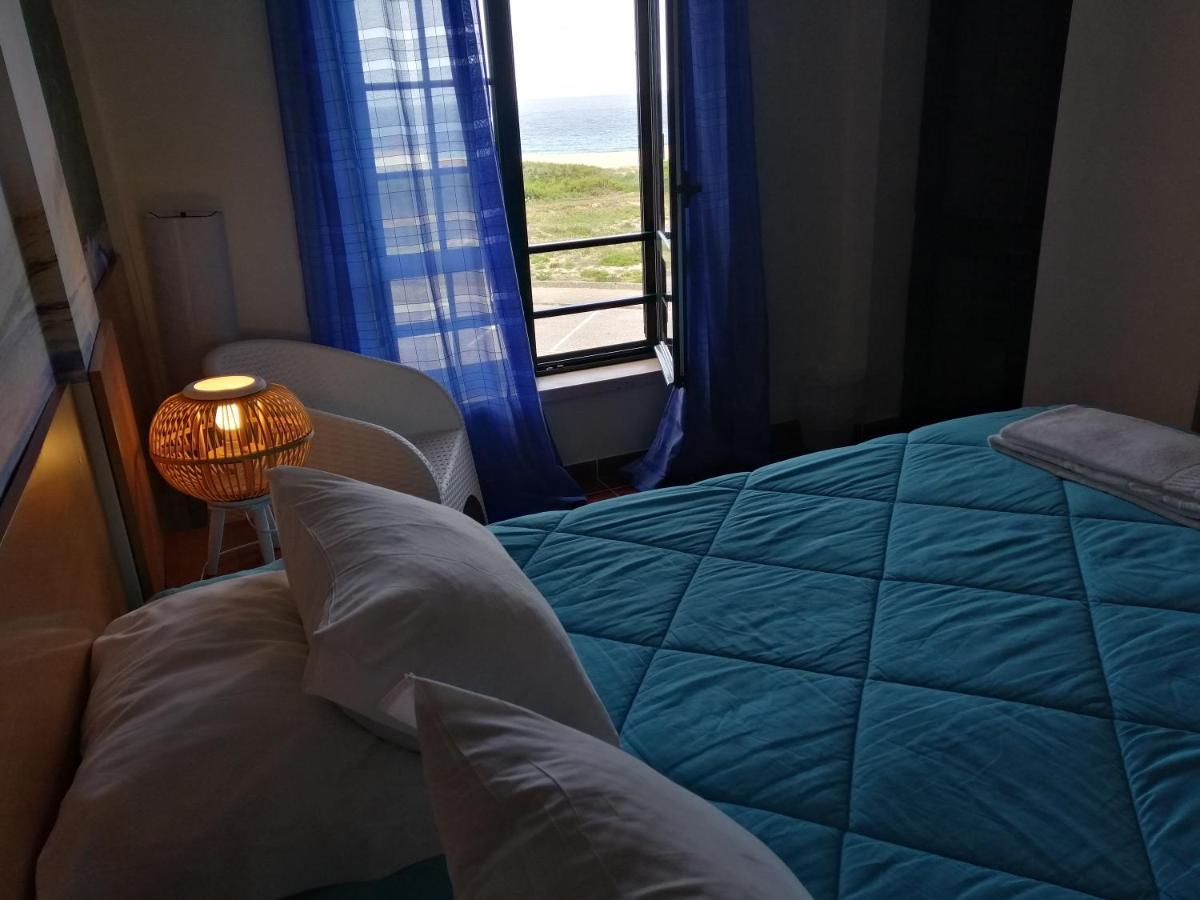 Supertubos Beach Hostel Атогиа-да-Балейя Экстерьер фото