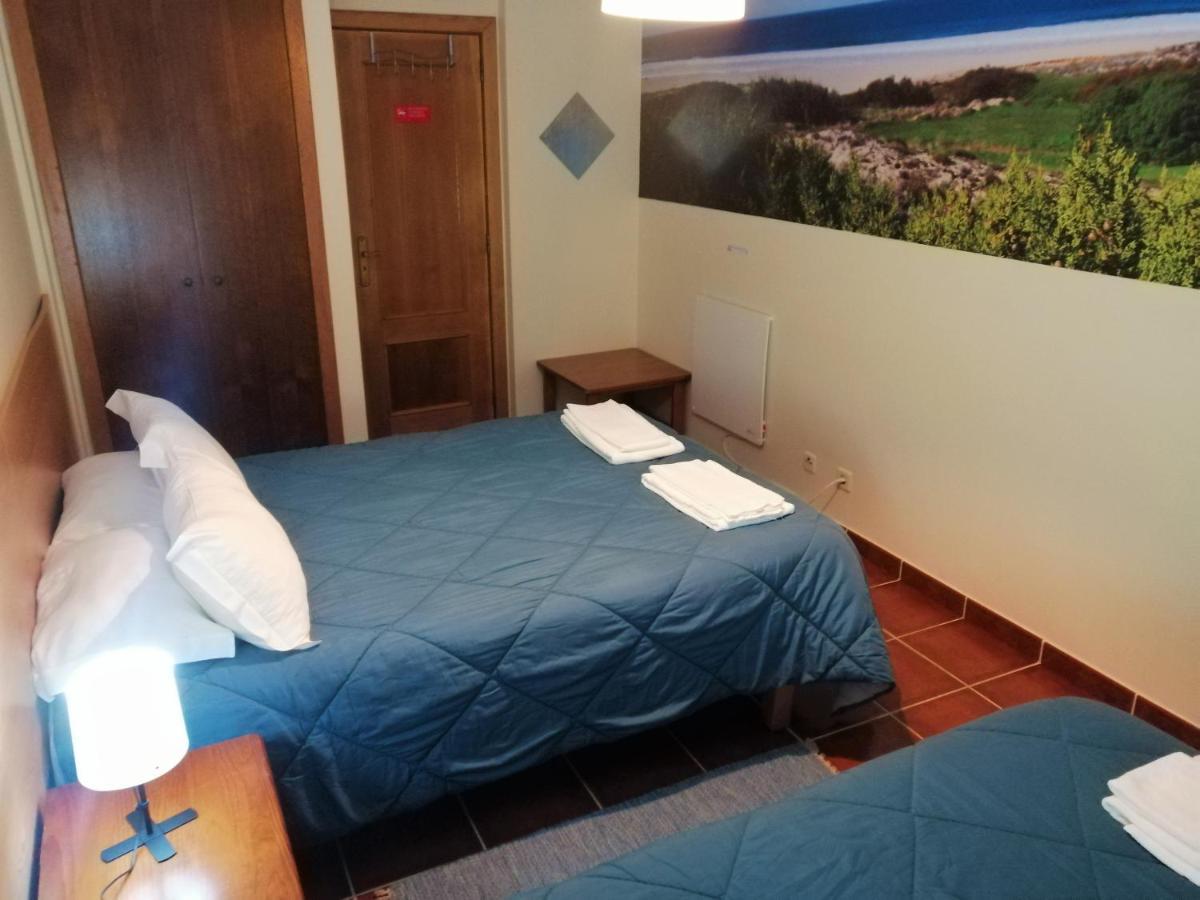 Supertubos Beach Hostel Атогиа-да-Балейя Экстерьер фото