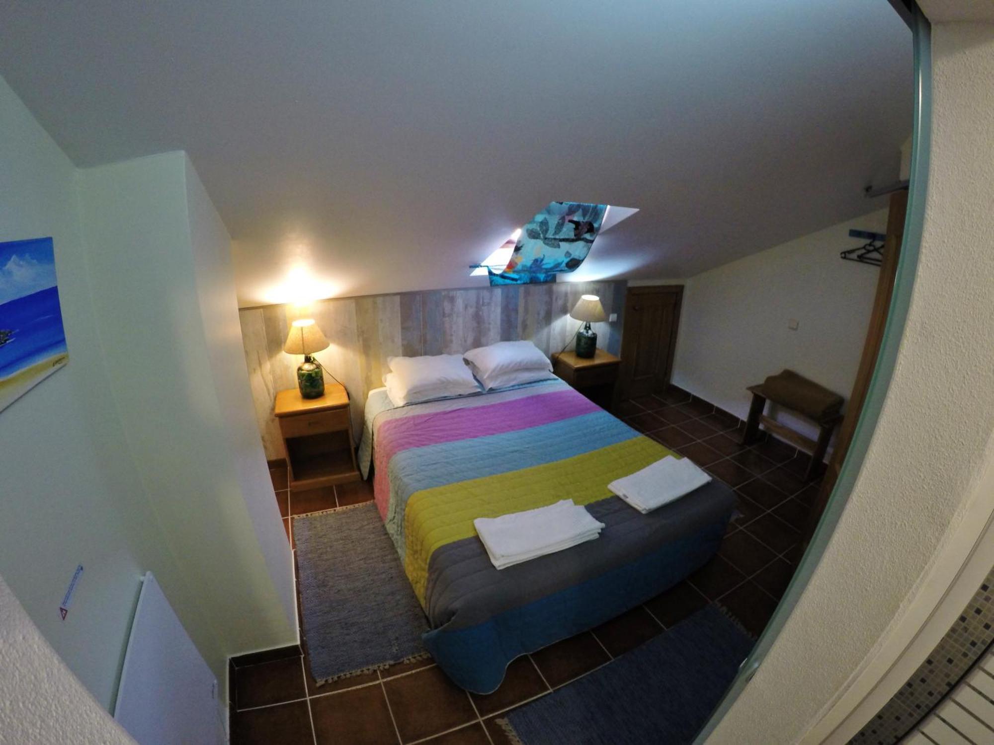 Supertubos Beach Hostel Атогиа-да-Балейя Экстерьер фото